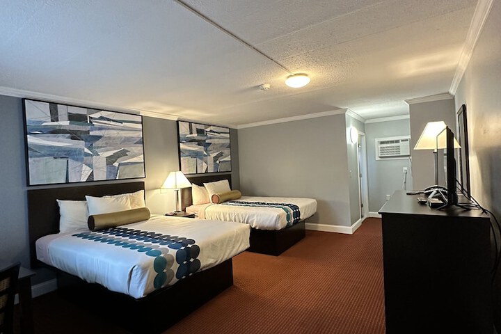 Room 50 of 101