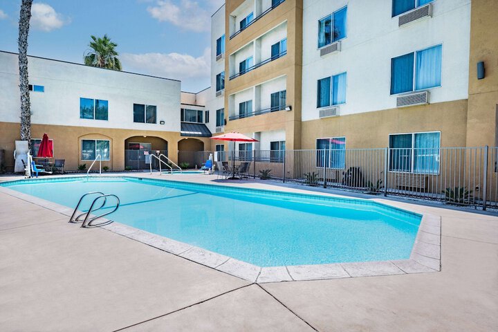 Pool 5 of 28