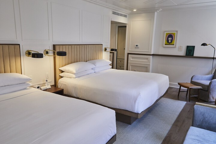 Room 37 of 108