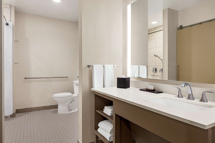 Embassy Suites by Hilton Round Rock