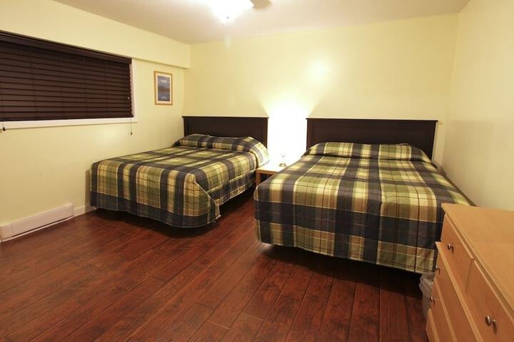 Room 34 of 51