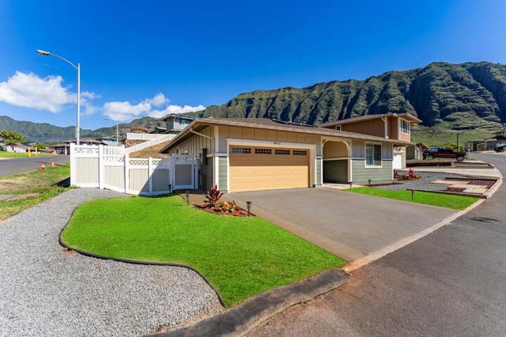 Kalo Homes - Coastal island haven