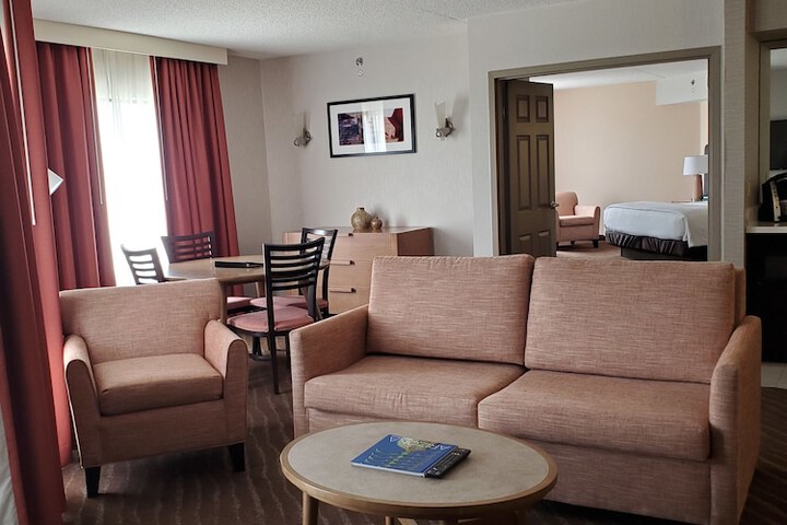 Room 22 of 79