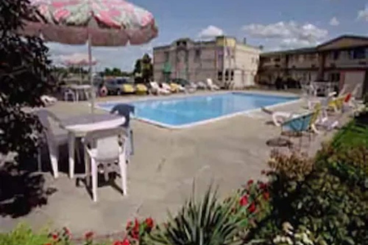Pool 3 of 26