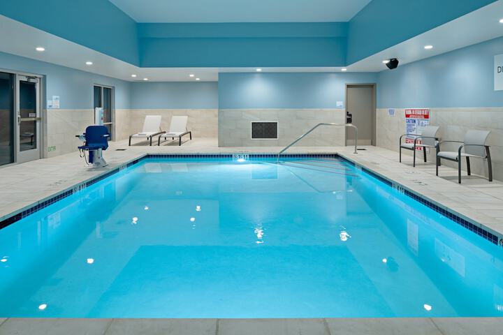 Pool 13 of 62
