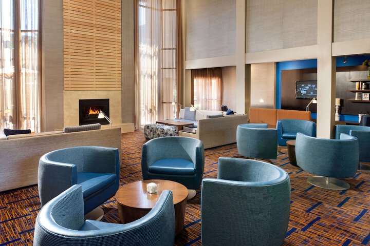 Hotel Interior 11 of 32