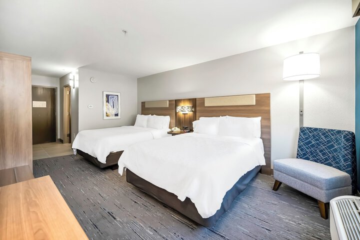 Holiday Inn Express Palestine by IHG