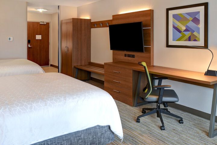Holiday Inn Express & Suites Ottawa by IHG