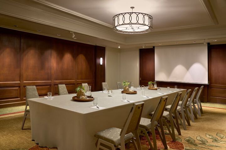Moana Surfrider a Westin Resort & Spa, Waikiki Beach