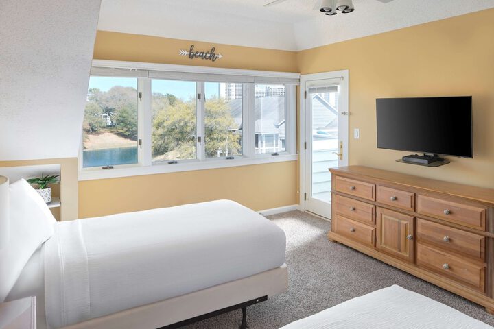 Room 141 of 187