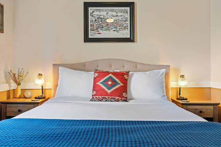 Room 34 of 47