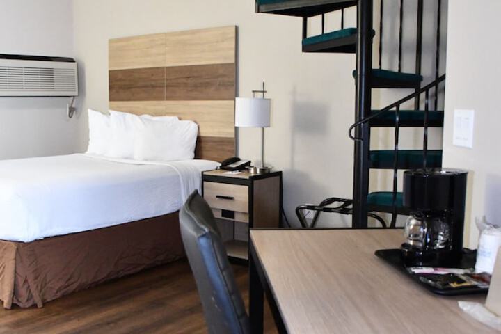 Baymont Inn & Suites by Wyndham Platteville