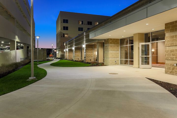 DoubleTree by Hilton Evansville