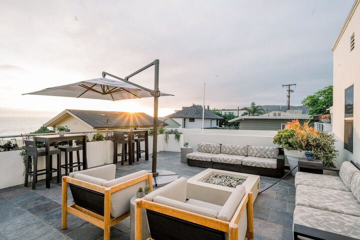 Sundeck 33 of 38