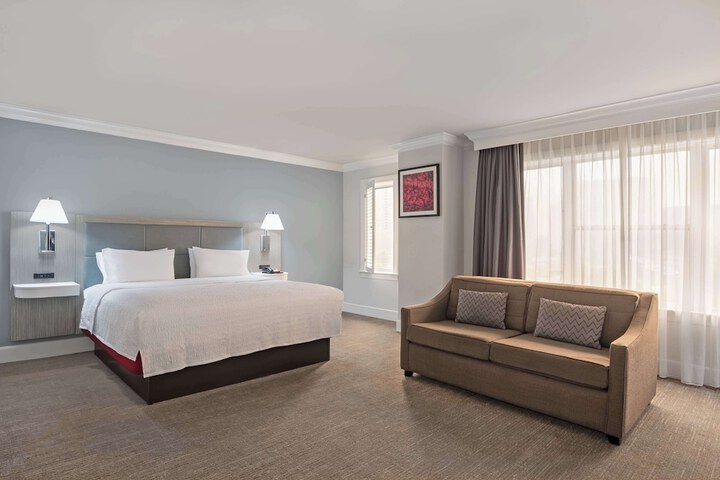 Room 29 of 46