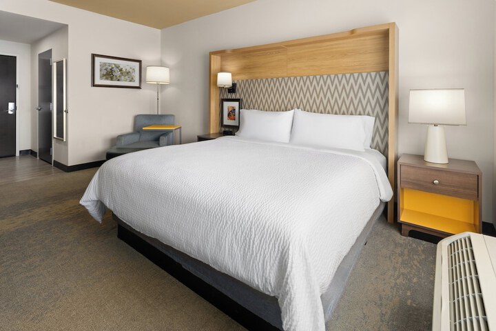 Room 42 of 78