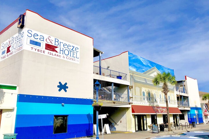 Sea & Breeze Hotel And Condo