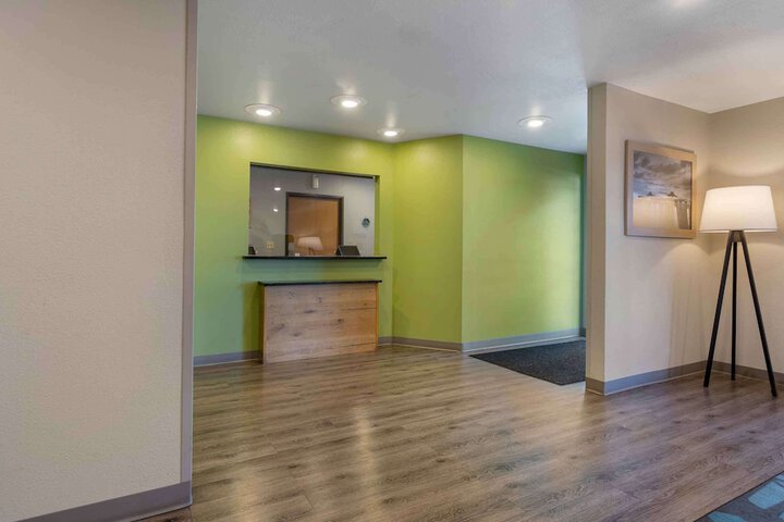 WoodSpring Suites Orlando South