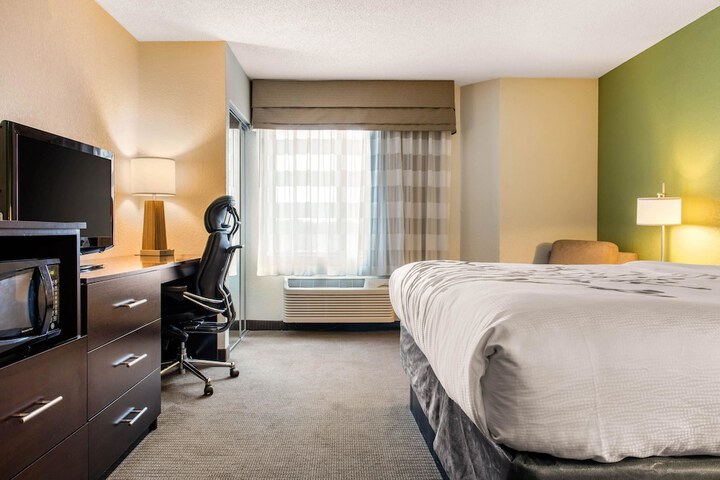 Room 49 of 59