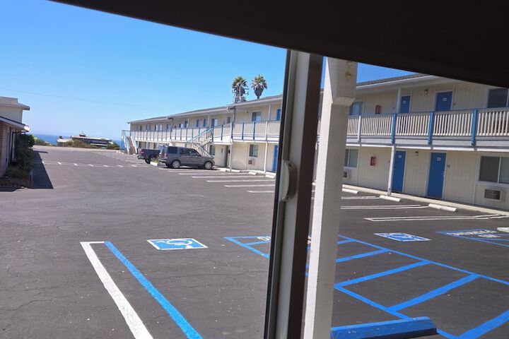 Coast Riders Inn