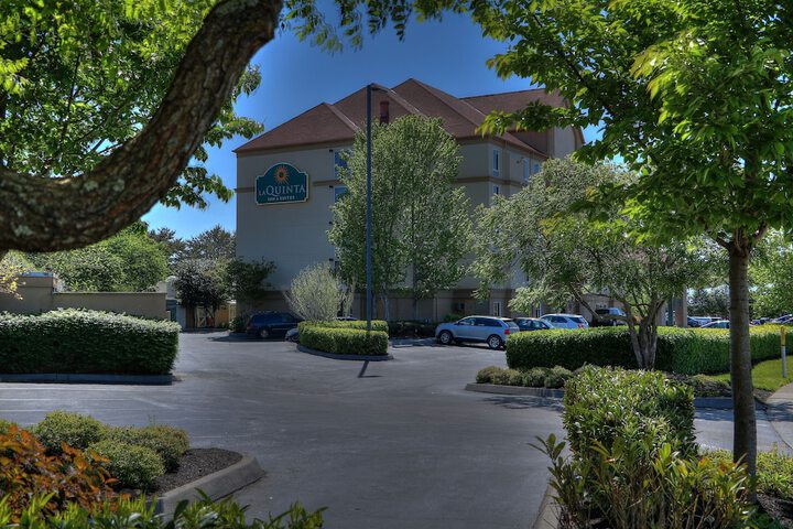 Hotel 2 of 62
