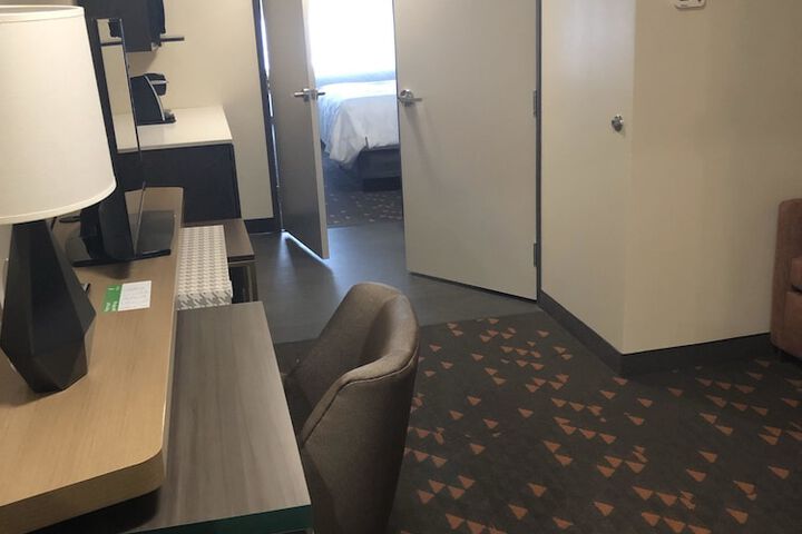 Holiday Inn Hotels and Suites Mount Pleasant by IHG