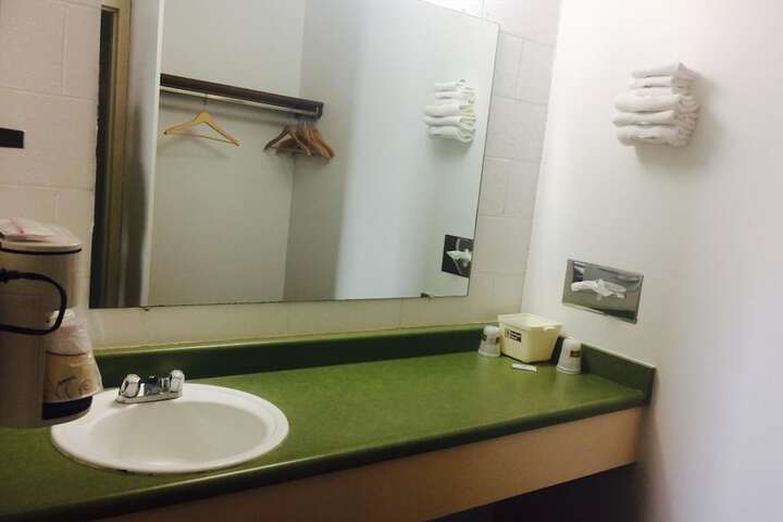 Room 8 of 29