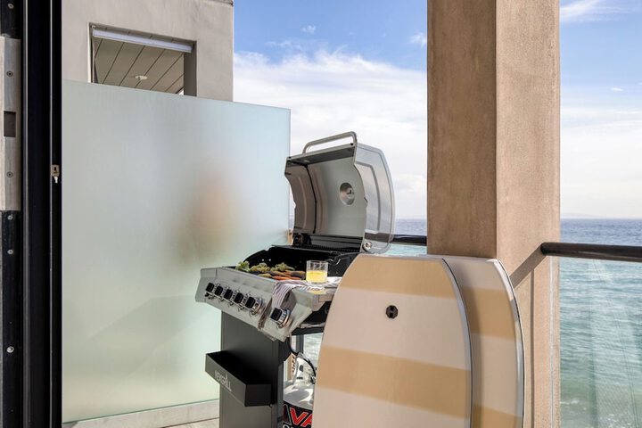 Matador by Avantstay Ocean Front Malibu Pad w / Rooftop Patio