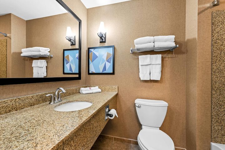 Comfort Suites Gothenburg South