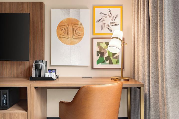 Room 44 of 86