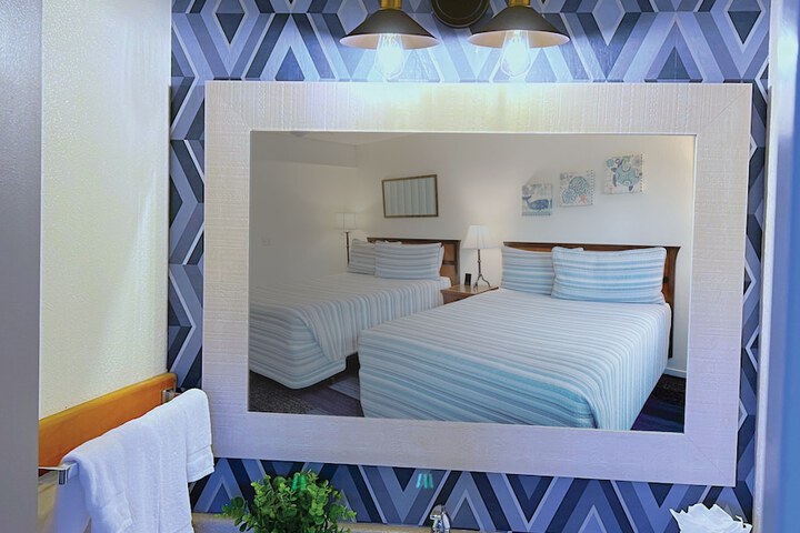 Surf & Sand Inn