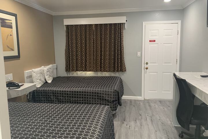 Room 17 of 43