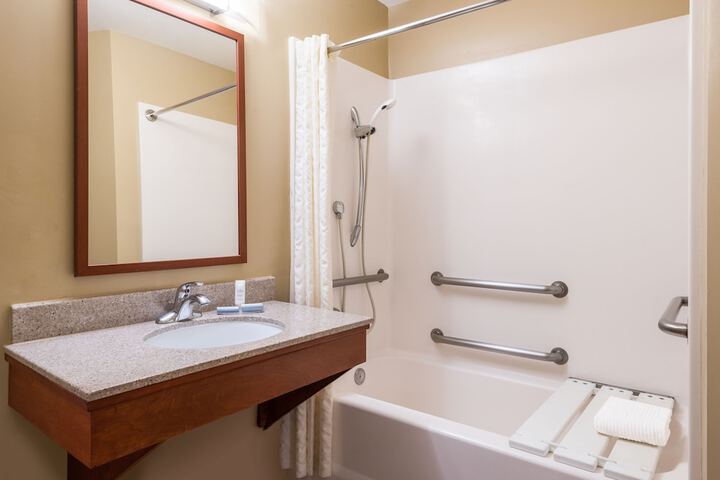 Room 20 of 25