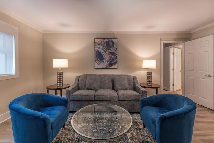Room 33 of 111
