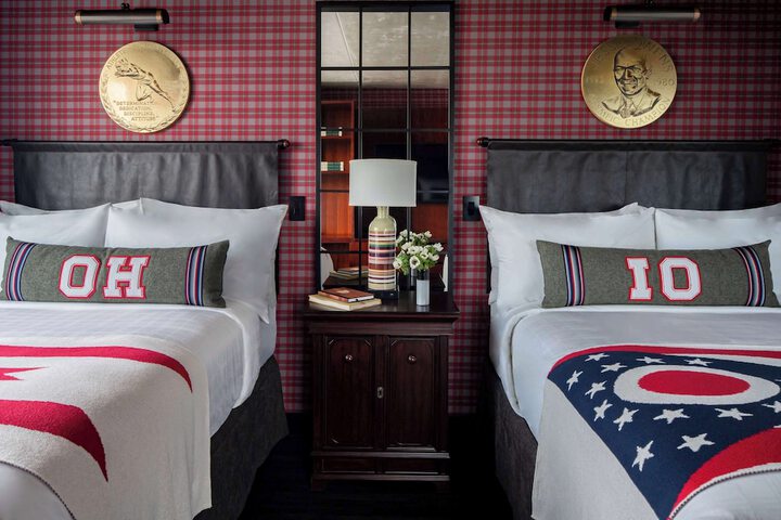 Room 17 of 45