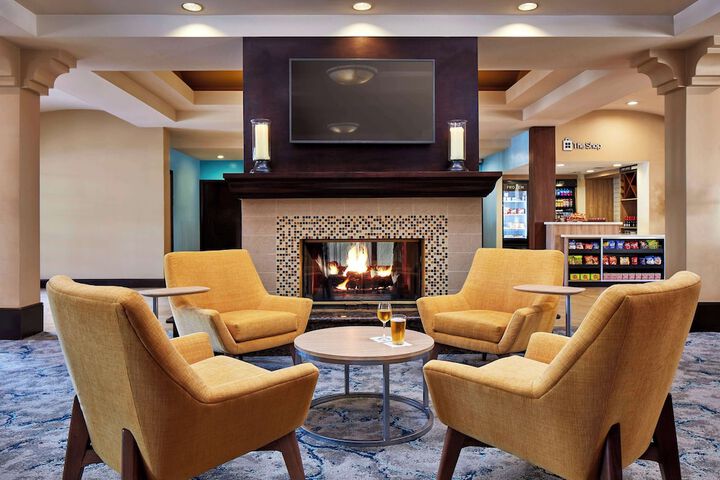 Hotel Interior 6 of 28