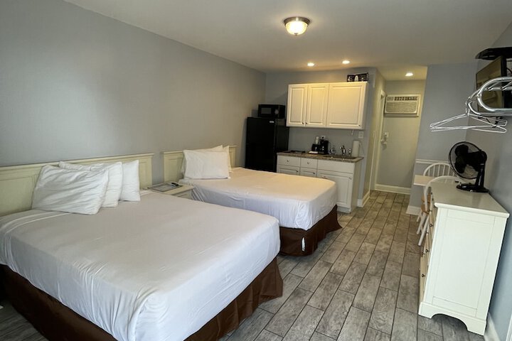 Room 38 of 43