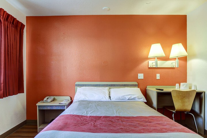 Motel 6 Grants Pass OR
