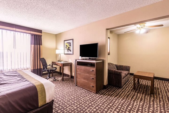 Quality Inn West Plains