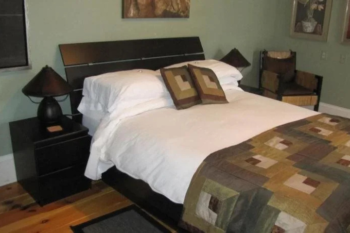 In Wolfville Luxury Bed and Breakfast