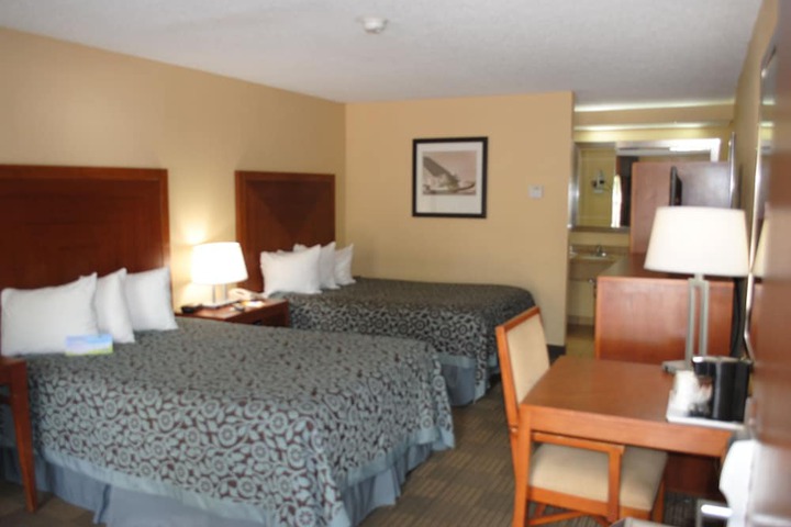 Room 20 of 29