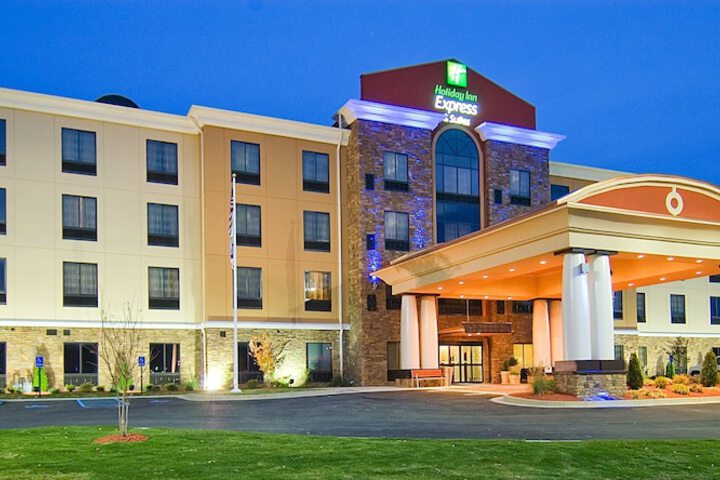Hotel 7 of 41