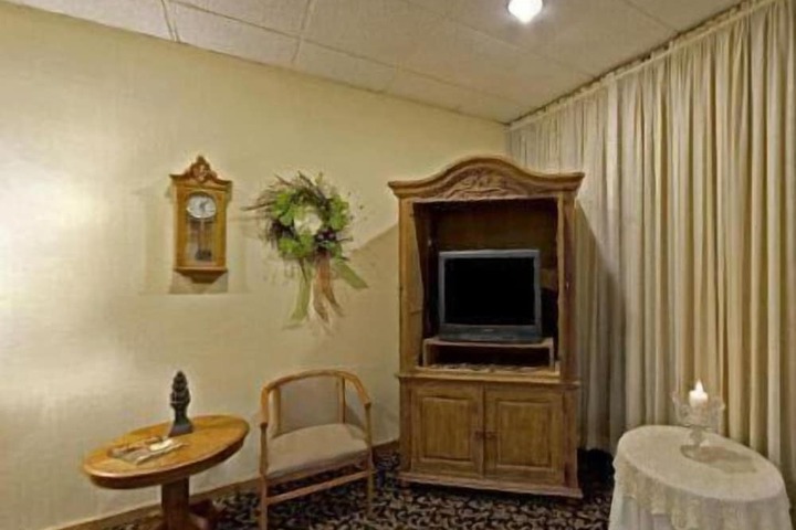 Americas Best Value Inn Grenada