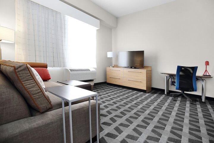 Room 22 of 32