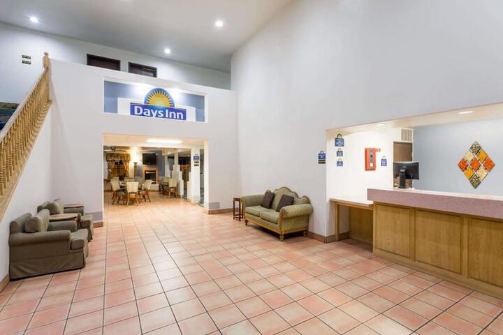 DAYS INN BENSON