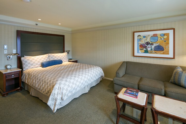 Room 14 of 44