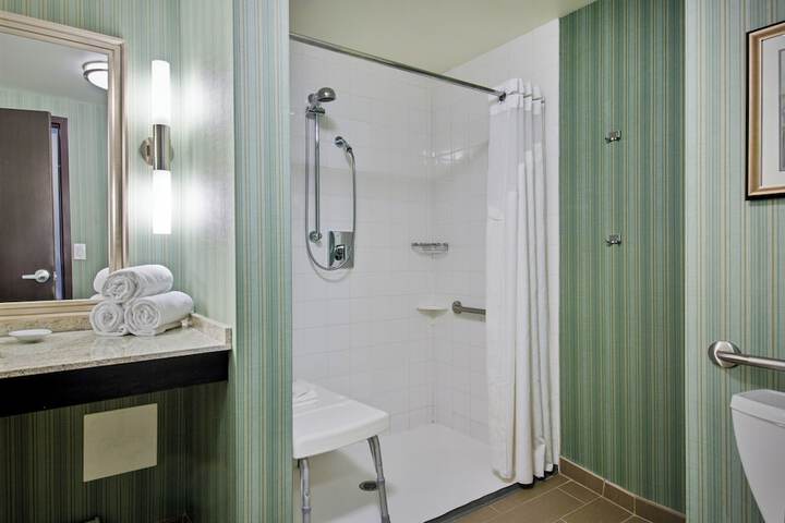 Holiday Inn Hotel & Suites Saskatoon Downtown by IHG