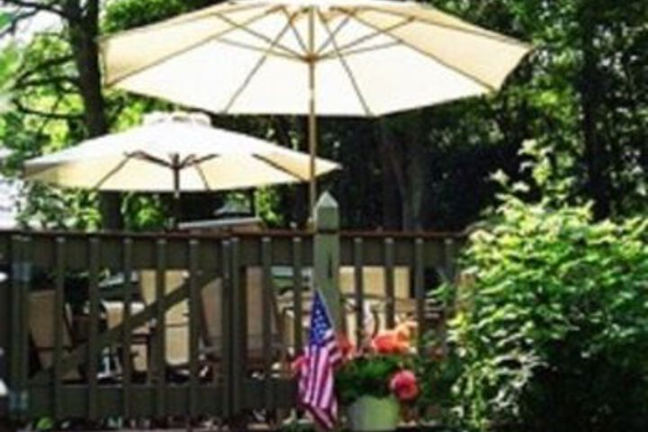 Cranberry Manor B & B