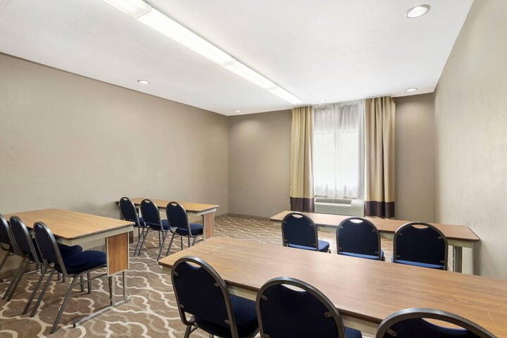 Comfort Suites Brenham