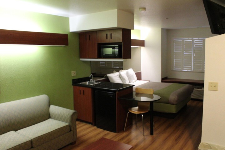Motel 6 Dixon CA
